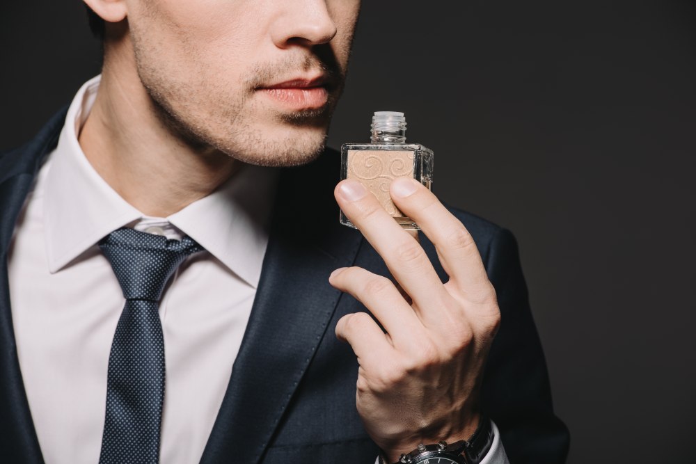 Top 10 herengeuren | De beste mannen parfums & geurtjes voor 2021